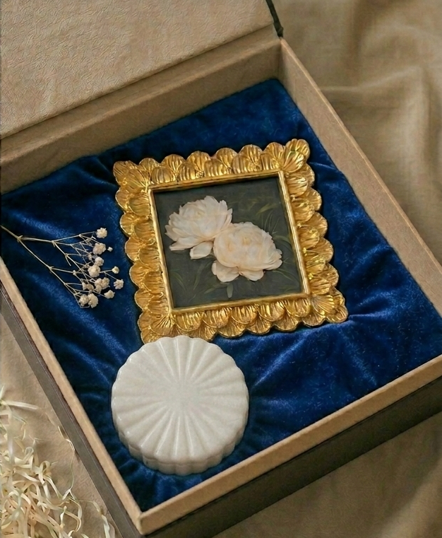The Timeless Keepsake Gift Set Box