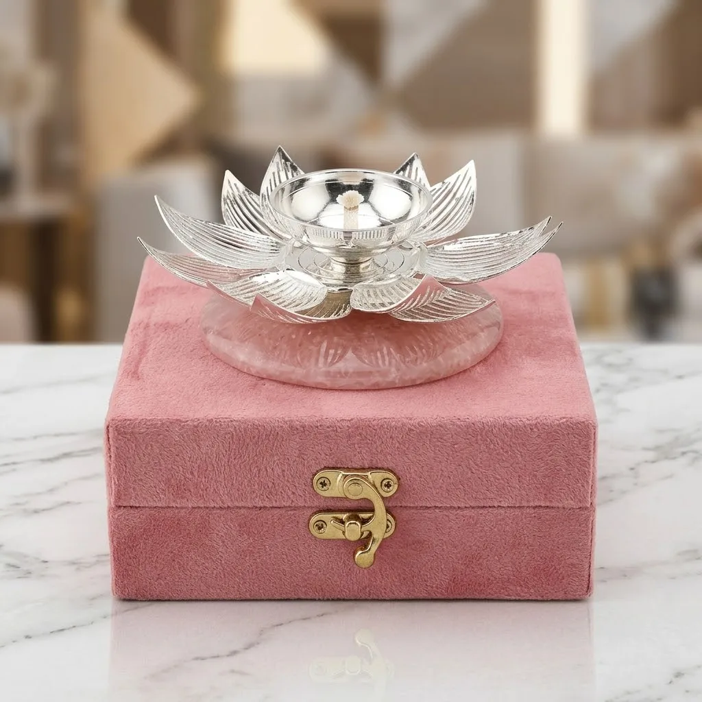 Petal Tealight Holder With Box